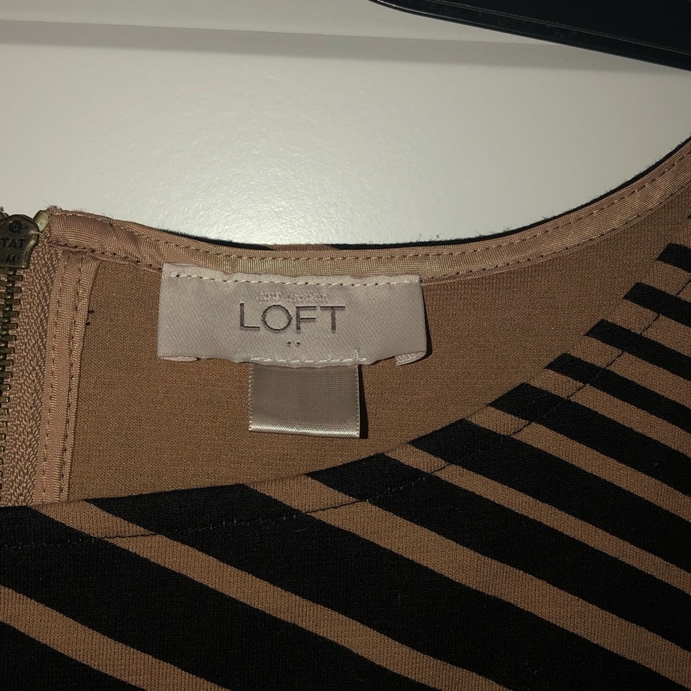 Fabulous Ann Taylor Loft dress! - Picture 2 of 3